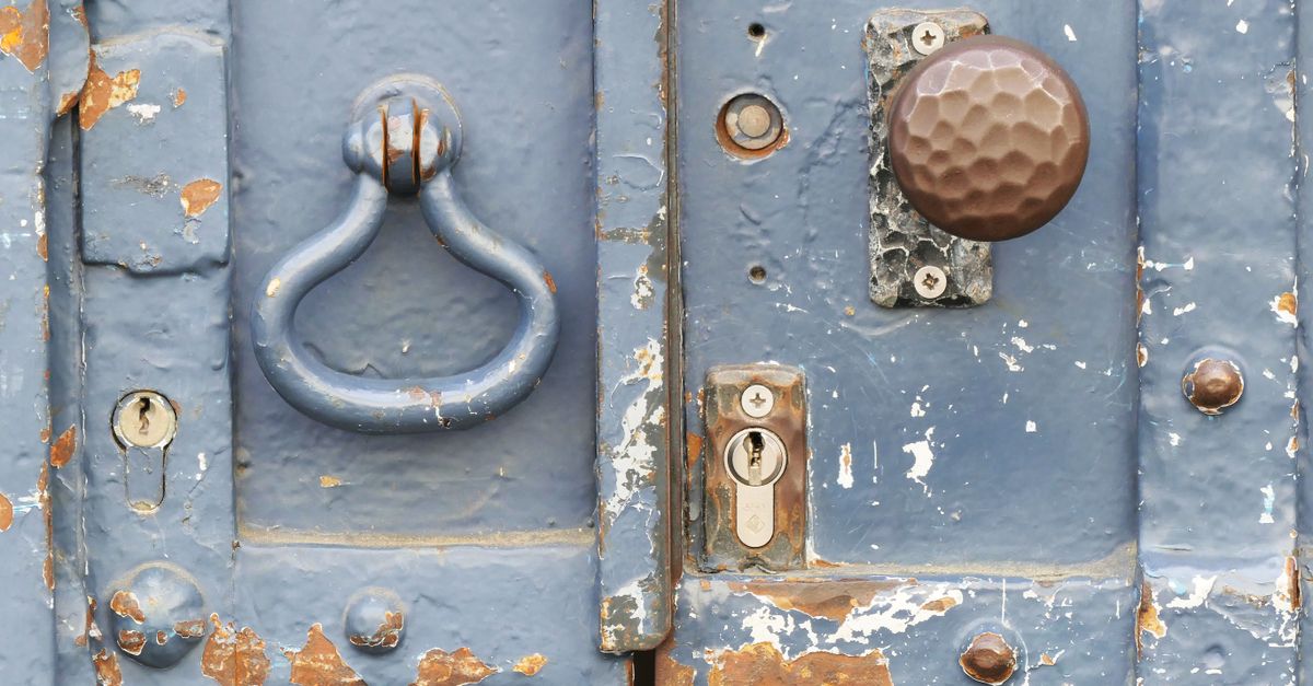 Door Knob Lock Installation — T & Y Keys Rockaway